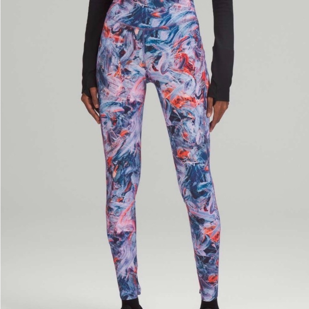 Lululemon Base Pace High-Rise Tight 31"
Atmospheric Purple Multi Size 2